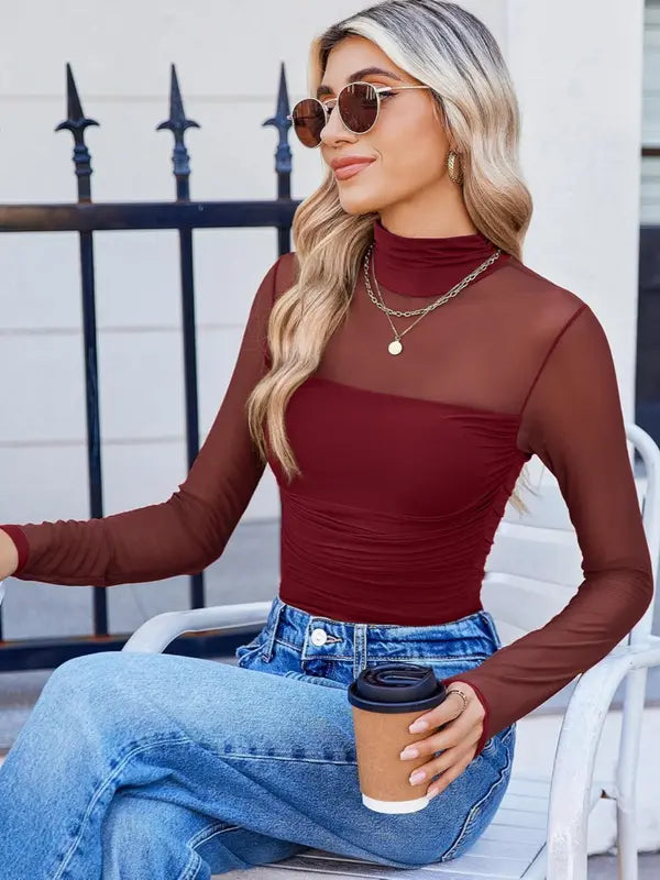 Schlichtes Damen Mesh Oberteil mit langen Ärmeln und hohem Kragen