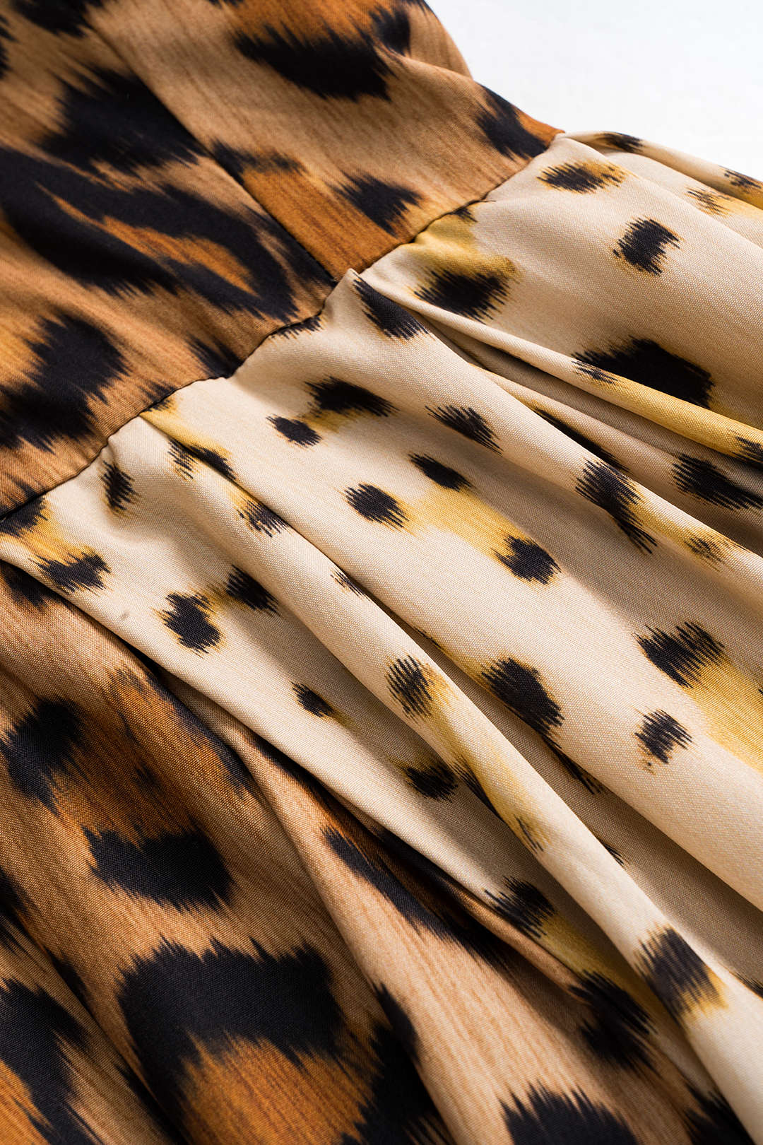 BIANCA™ - Auffälliges Leopardenmuster Midi-Kleid