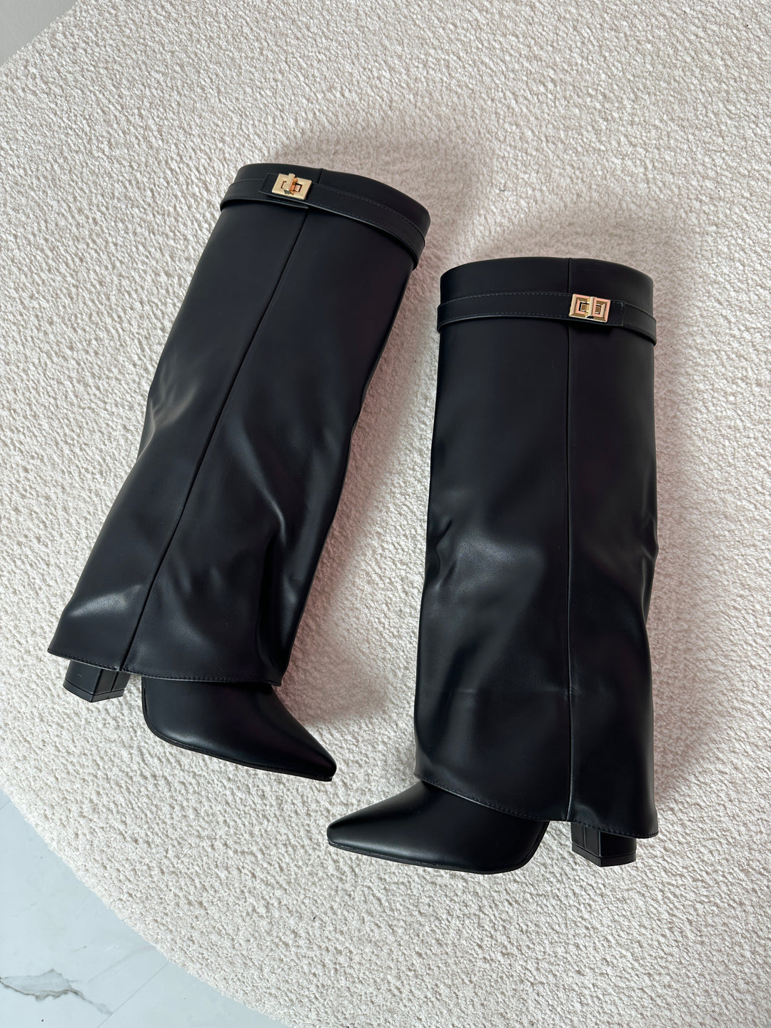 SERENA™ - Schwarze Lederstiefel