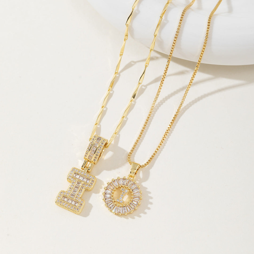 AISHA™ - Elegante 2er-Pack Anfangsbuchstaben Anhänger Halsketten