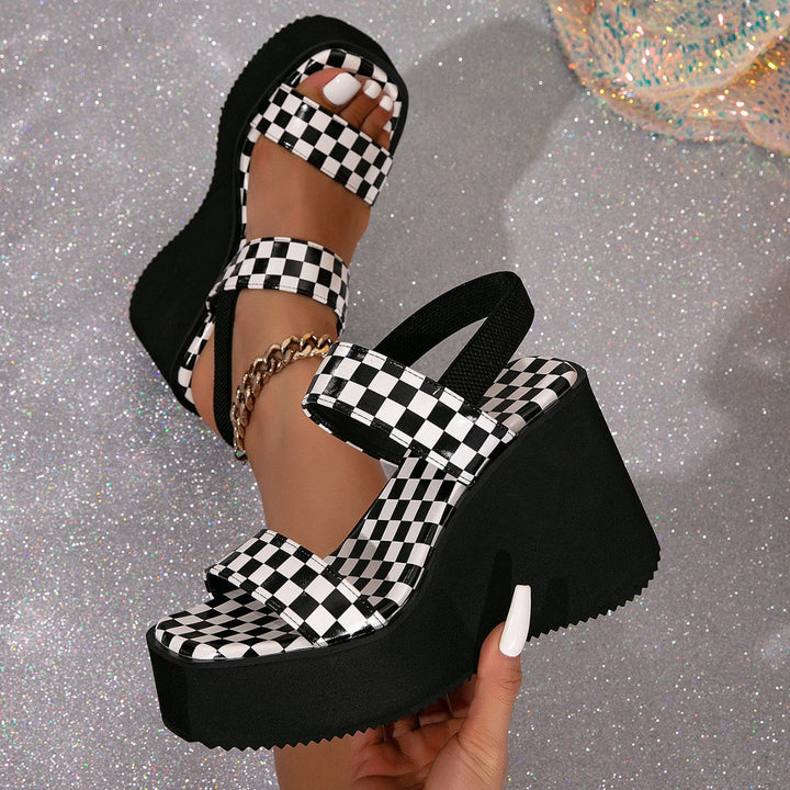 WAYNA™ – Schicke Karierte Slip-On Wedge Sandalen