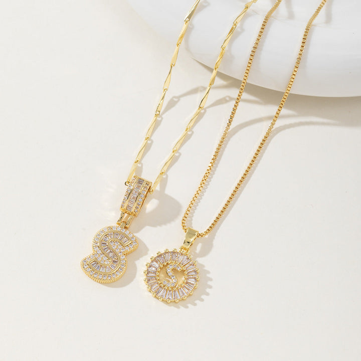 AISHA™ - Elegante 2er-Pack Anfangsbuchstaben Anhänger Halsketten