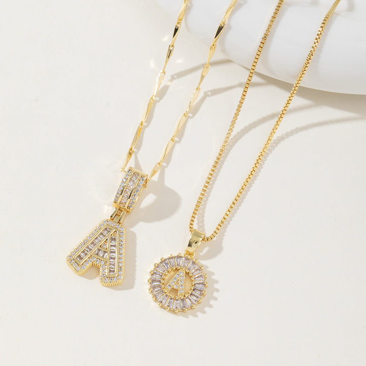 AISHA™ - Elegante 2er-Pack Anfangsbuchstaben Anhänger Halsketten