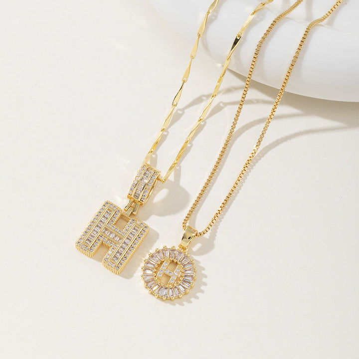 AISHA™ - Elegante 2er-Pack Anfangsbuchstaben Anhänger Halsketten