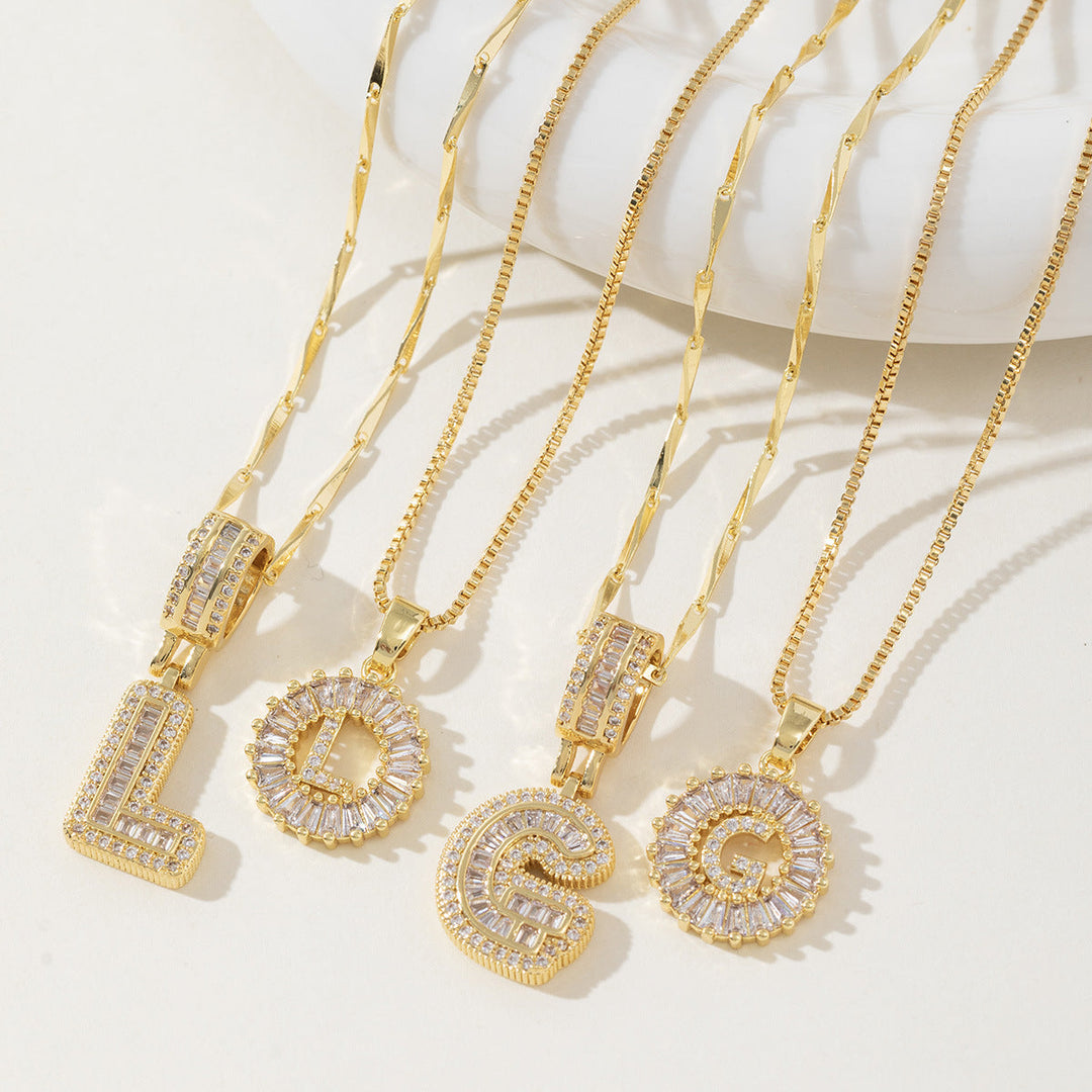 AISHA™ - Elegante 2er-Pack Anfangsbuchstaben Anhänger Halsketten