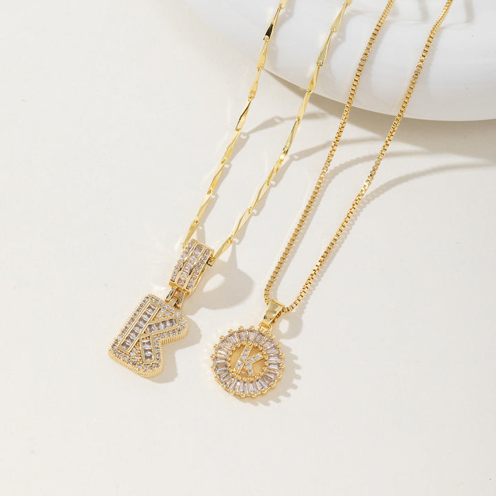 AISHA™ - Elegante 2er-Pack Anfangsbuchstaben Anhänger Halsketten