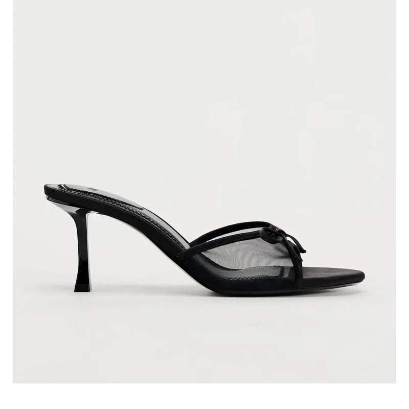 JOYCE™ – Schlanke Minimalistische Absatzsandalen