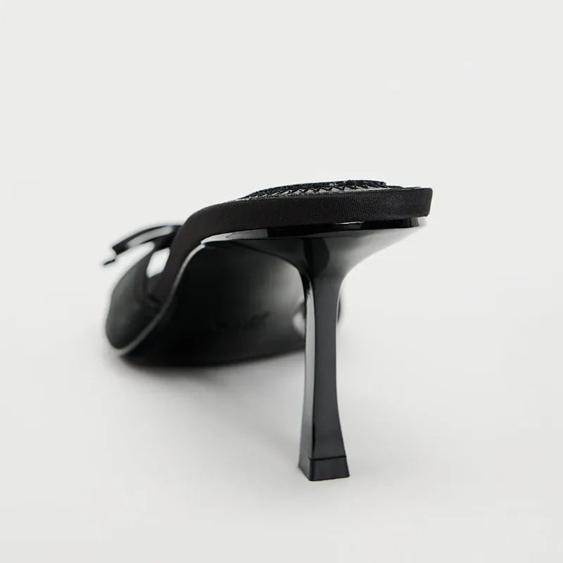 JOYCE™ – Schlanke Minimalistische Absatzsandalen