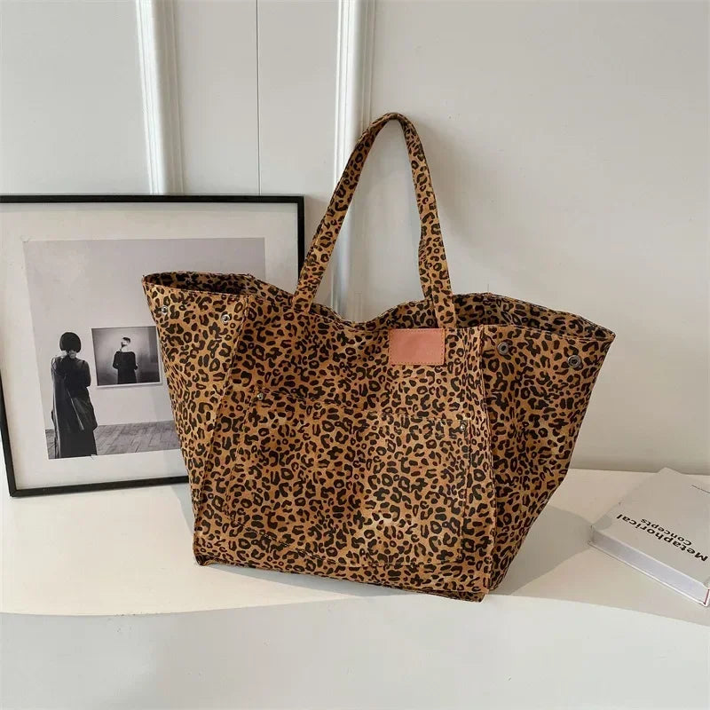 ODILE™– Mühelos Schicke Leoparden-Tasche