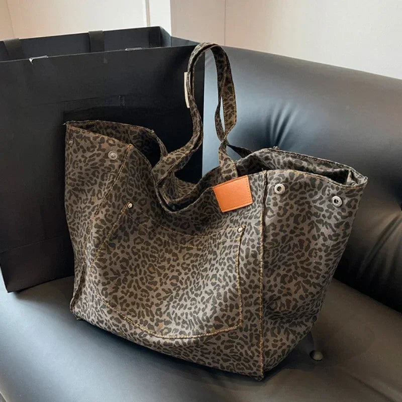 ODILE™– Mühelos Schicke Leoparden-Tasche