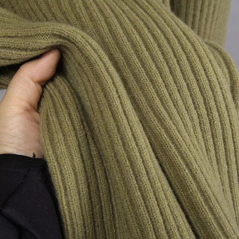 INAYA™ - Gemütliches Rollkragen-Strickset